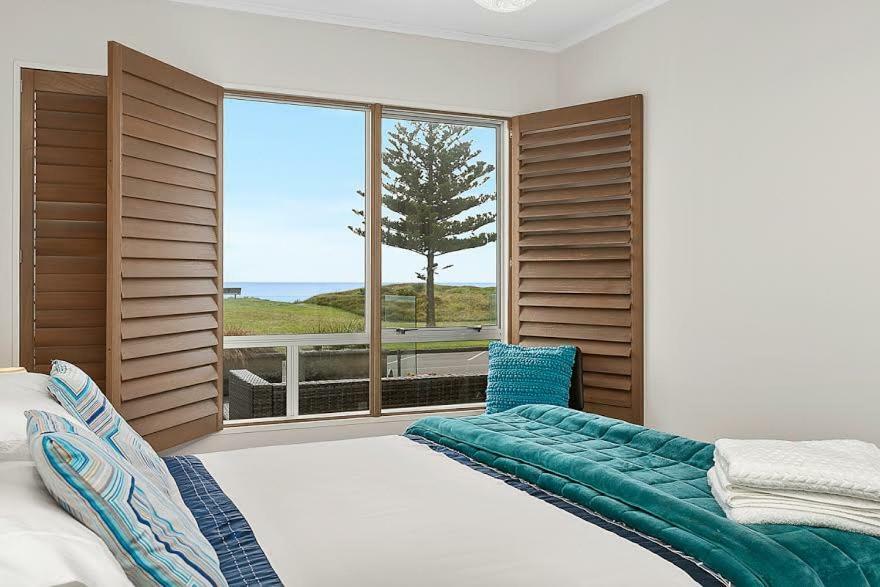 Beachfront Location Leilighet Mount Maunganui Eksteriør bilde